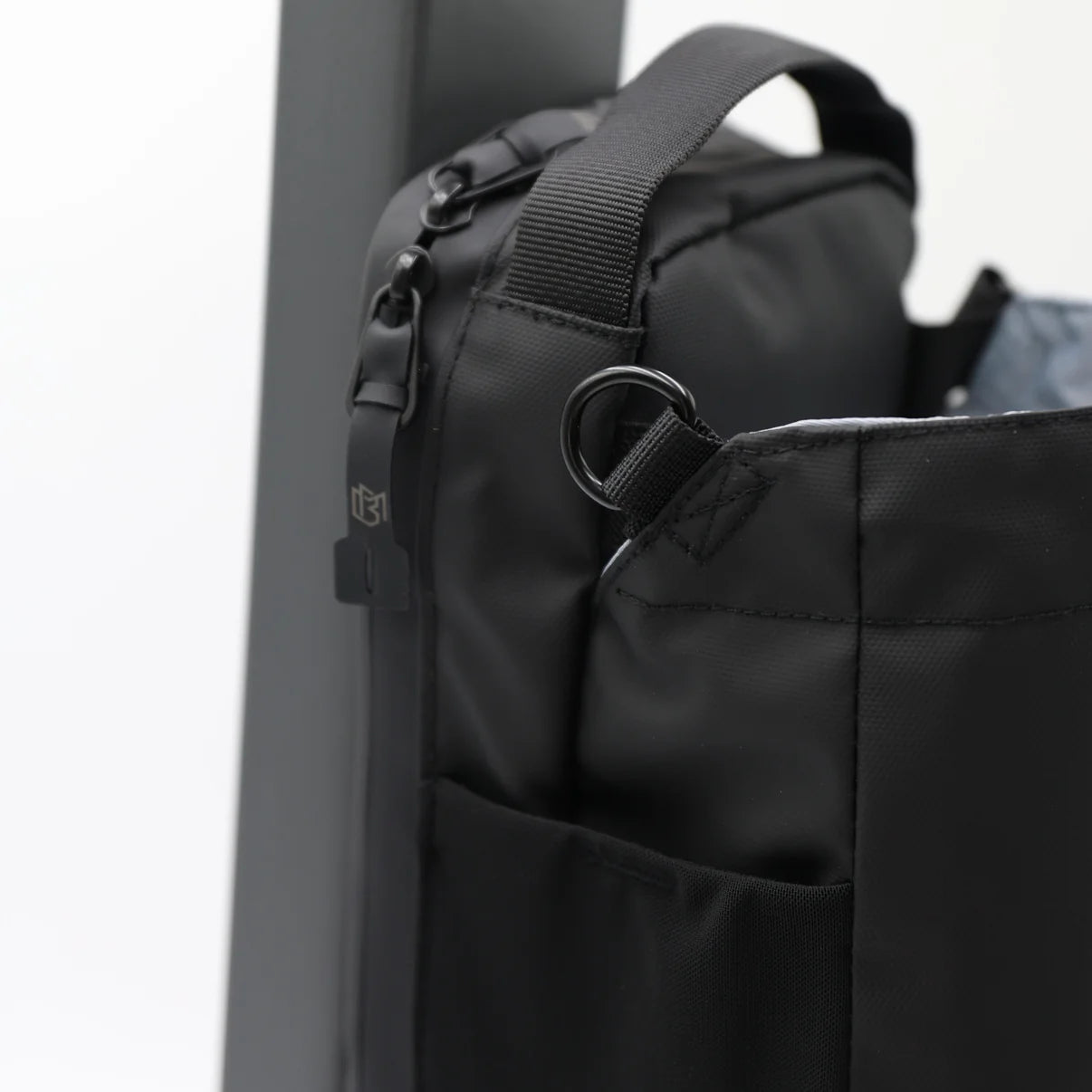 Bag Magnética Esportiva com Suporte para Garrafa D'água