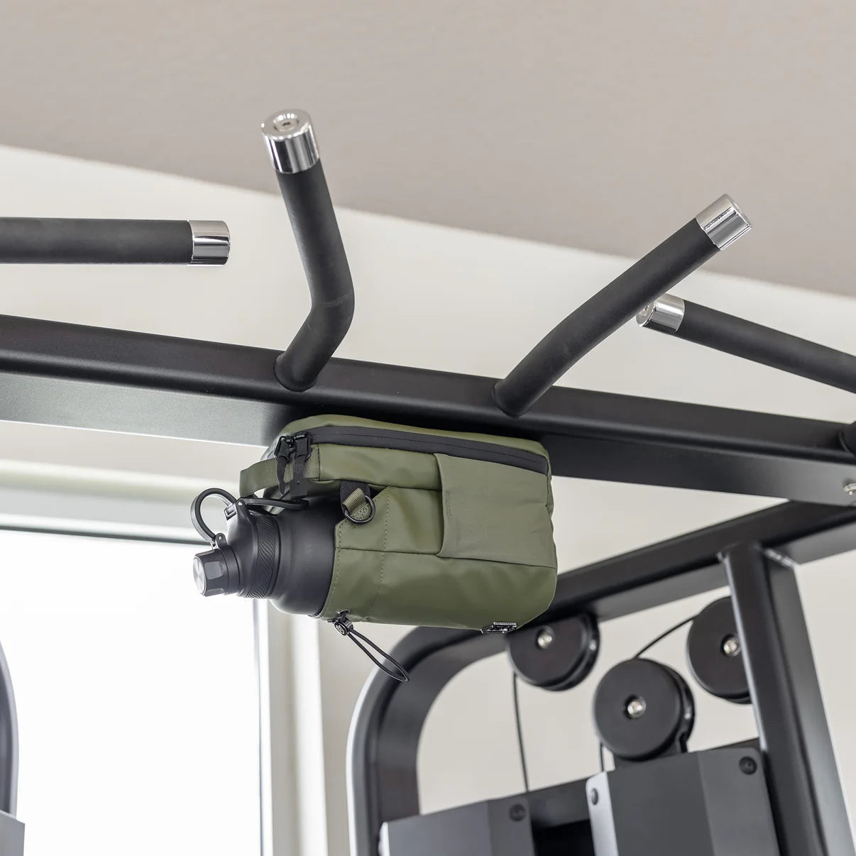 Bag Magnética Esportiva com Suporte para Garrafa D'água